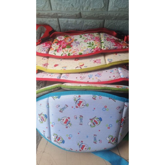 Đai an toàn cho bé khi đi xe máy nhiều mẫu