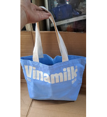 Túi tote size lớn màu xanh biển Vinamilk