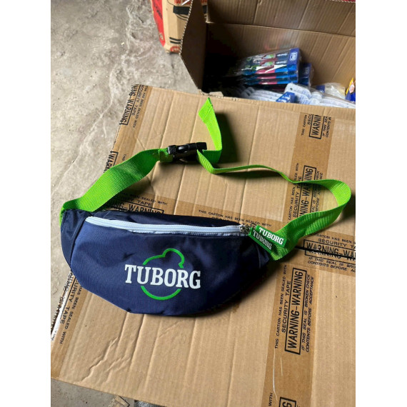 Túi bao tử màu xanh Tuborg