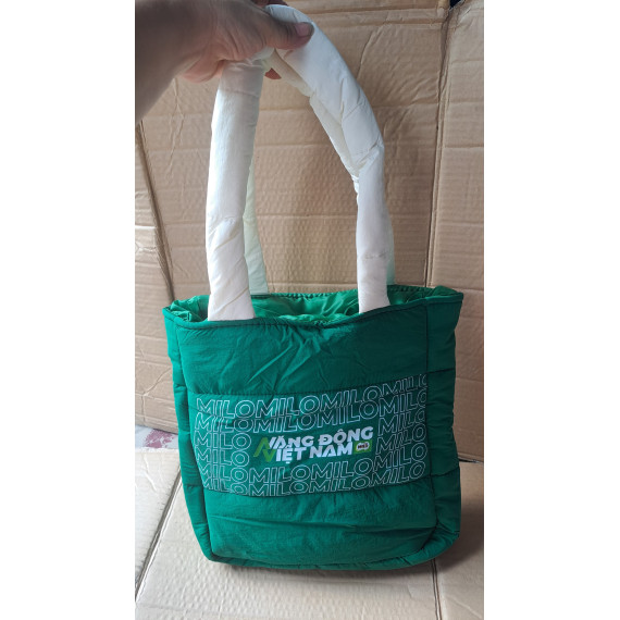 Túi xách 2 lớp có chần bông quà từ Milo
