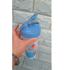 Bình nước nhựa Fristi 700ml