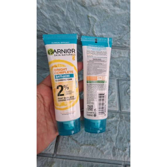 Typ Sữa rửa mặt  giảm mụn & sáng da Garnier50ml