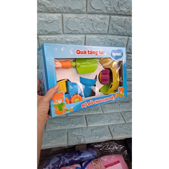 Bộ đồ chơi cát Huggi cho bé