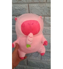 Gấu bông Capybara hồng đeo cà rốt 30cm