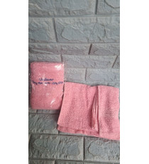 Khăn cotton màu hồng quà từ Unilever