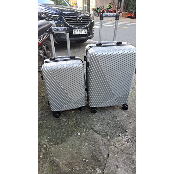 Combo 2 vali nhựa cùng màu 20 và 24 inch