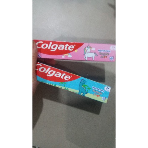 Combo 2 typ kem đánh răng cho bé Colgate 30g