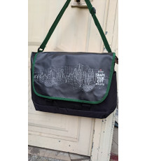 Túi đeo chéo laptop cho Nam quà từ Heiniken